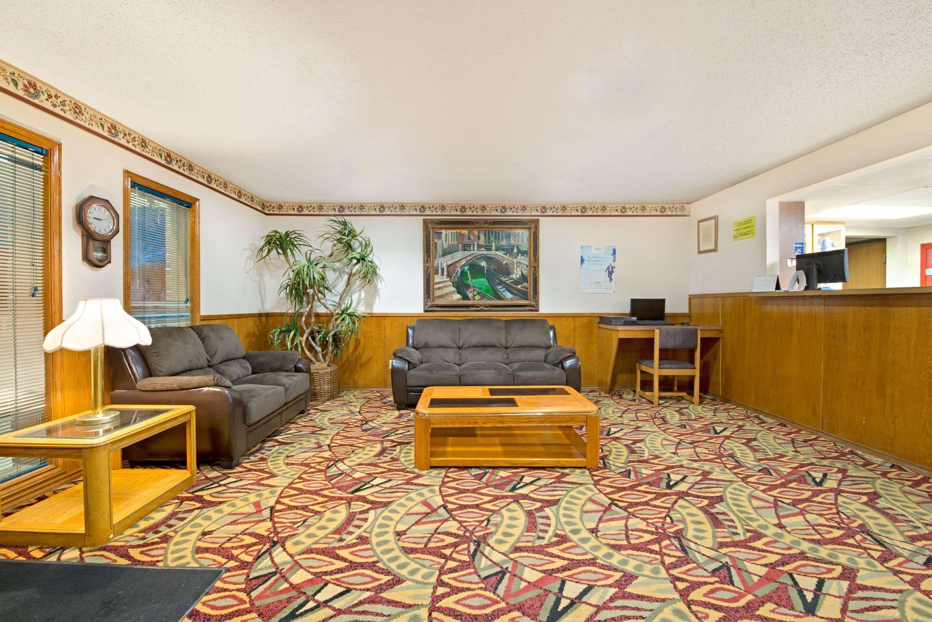 Super 8 By Wyndham Plano/Dallas Area Экстерьер фото