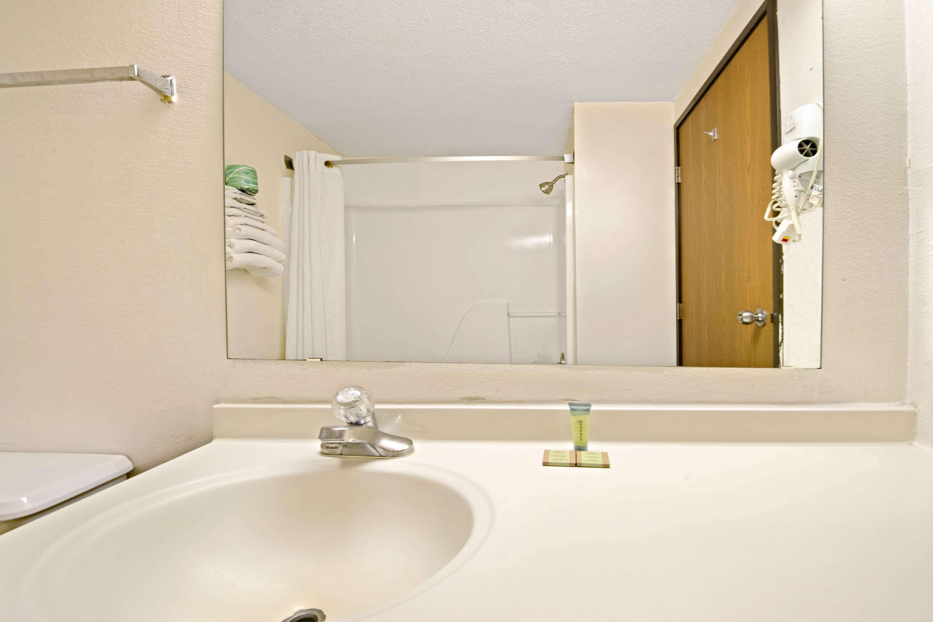 Super 8 By Wyndham Plano/Dallas Area Экстерьер фото