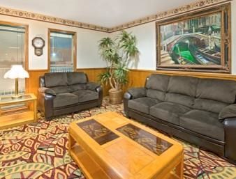 Super 8 By Wyndham Plano/Dallas Area Интерьер фото
